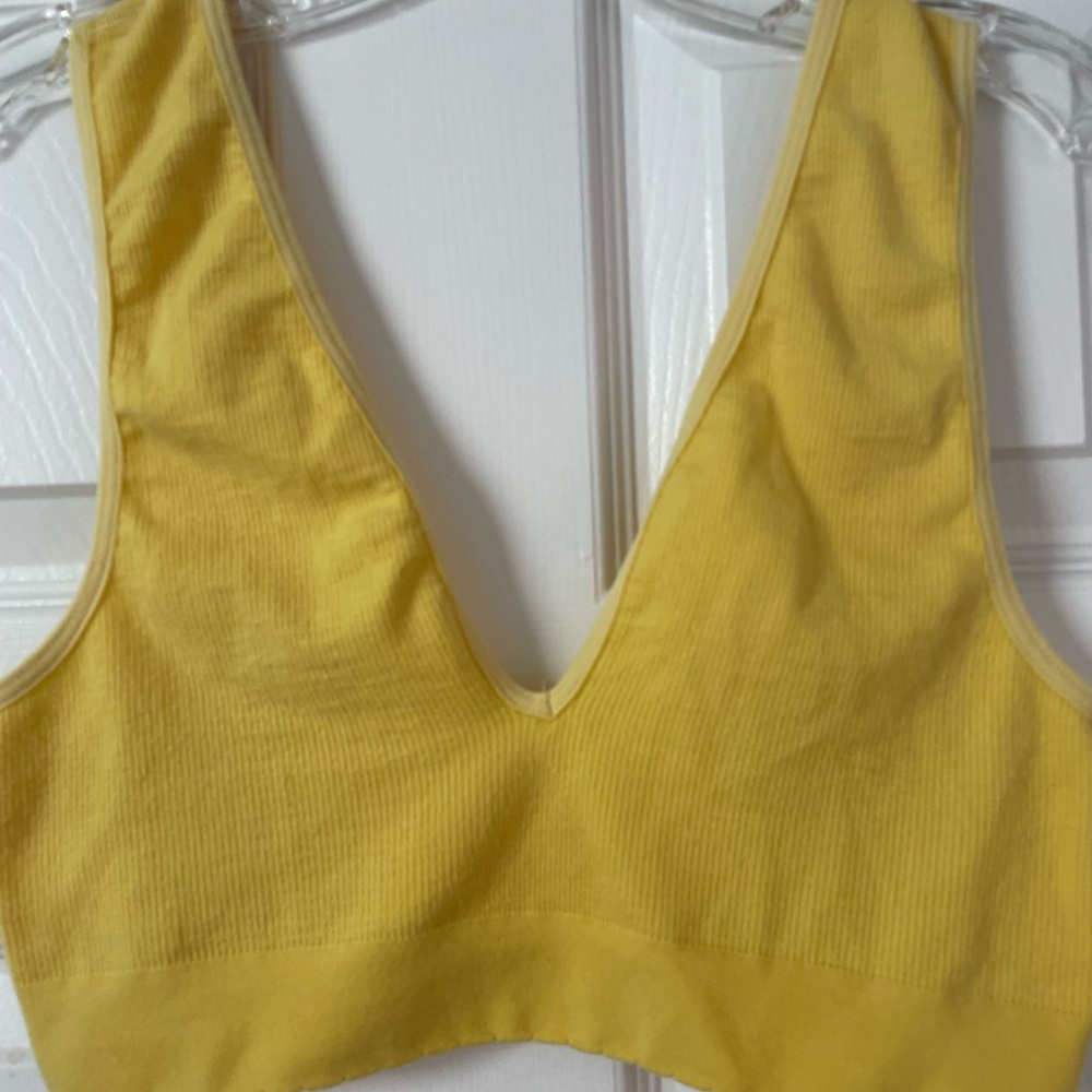 Anthropologie's fine knit. Pull on, low U back, 84% modal. Med/LG